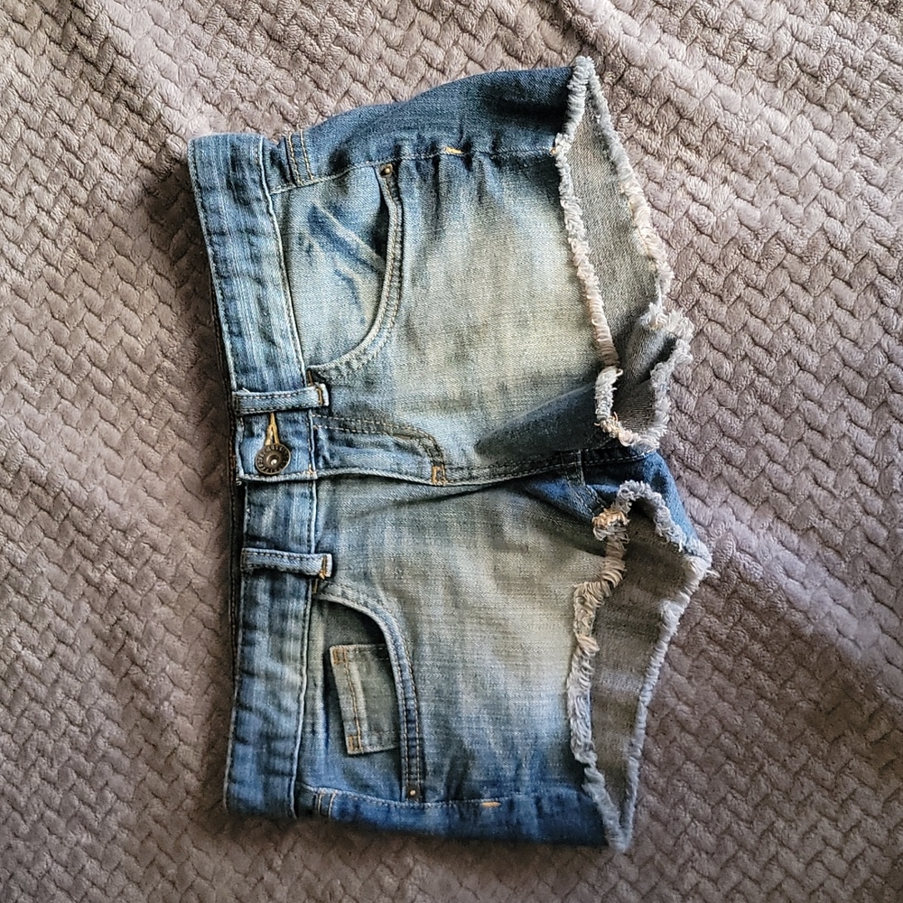 Size 3 shorts